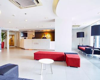 Red Planet Cebu - Cebu City - Lobby