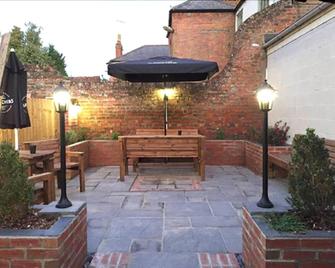 The Crown And Woolpack - Spalding - Patio