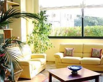 Hotel Il Roscio - Attigliano - Wohnzimmer