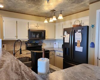 Inn at Dauphin Island 206 One-of-a-kind Beach Condo with Great Views!!! - Dauphin Island - Cocina