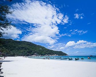 Paradise Bungalows - Ko Pha Ngan - Beach