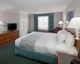 La Quinta Inn By Wyndham Omaha West - Omaha - Habitación