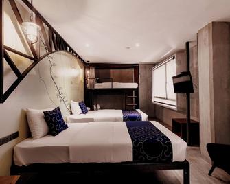Westory Design Poshtel - Kanchanaburi - Bedroom
