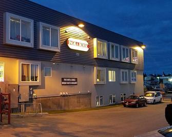 Ingra House Hotel - Anchorage - Edificio