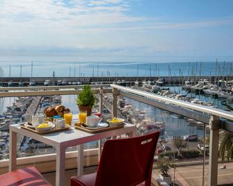 Ibis Budget Menton - Menton - Bedroom