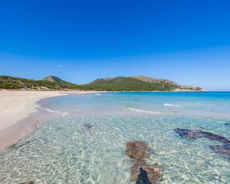 Holiday Apartment 'Mhm 2' with Balcony & Wi-Fi - Cala Ratjada - Strand