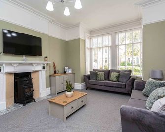 Orchard Lodge - Lytham St. Annes - Living room