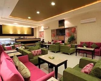 Tulip Al Rawdah - Riyadh - Lounge