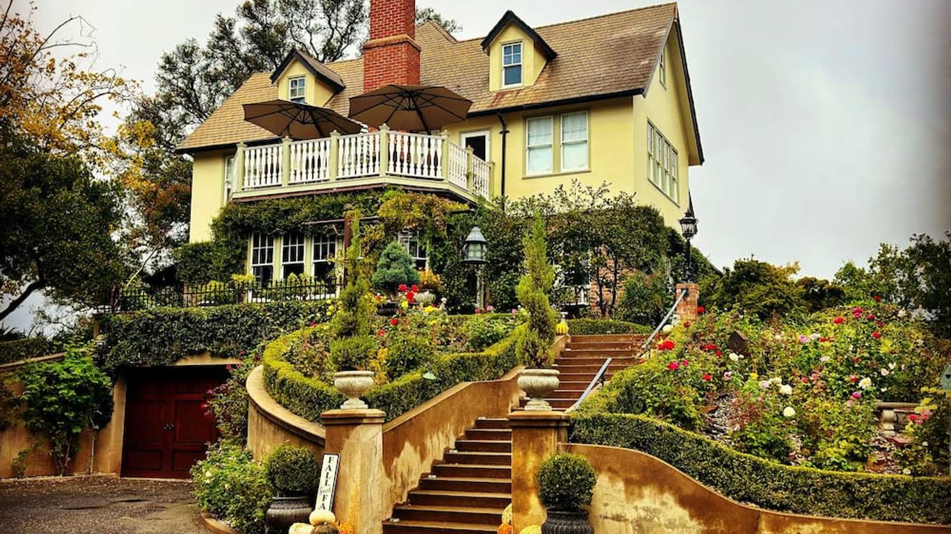The Inn on Knowles Hill Bed & Breakfast Hotel