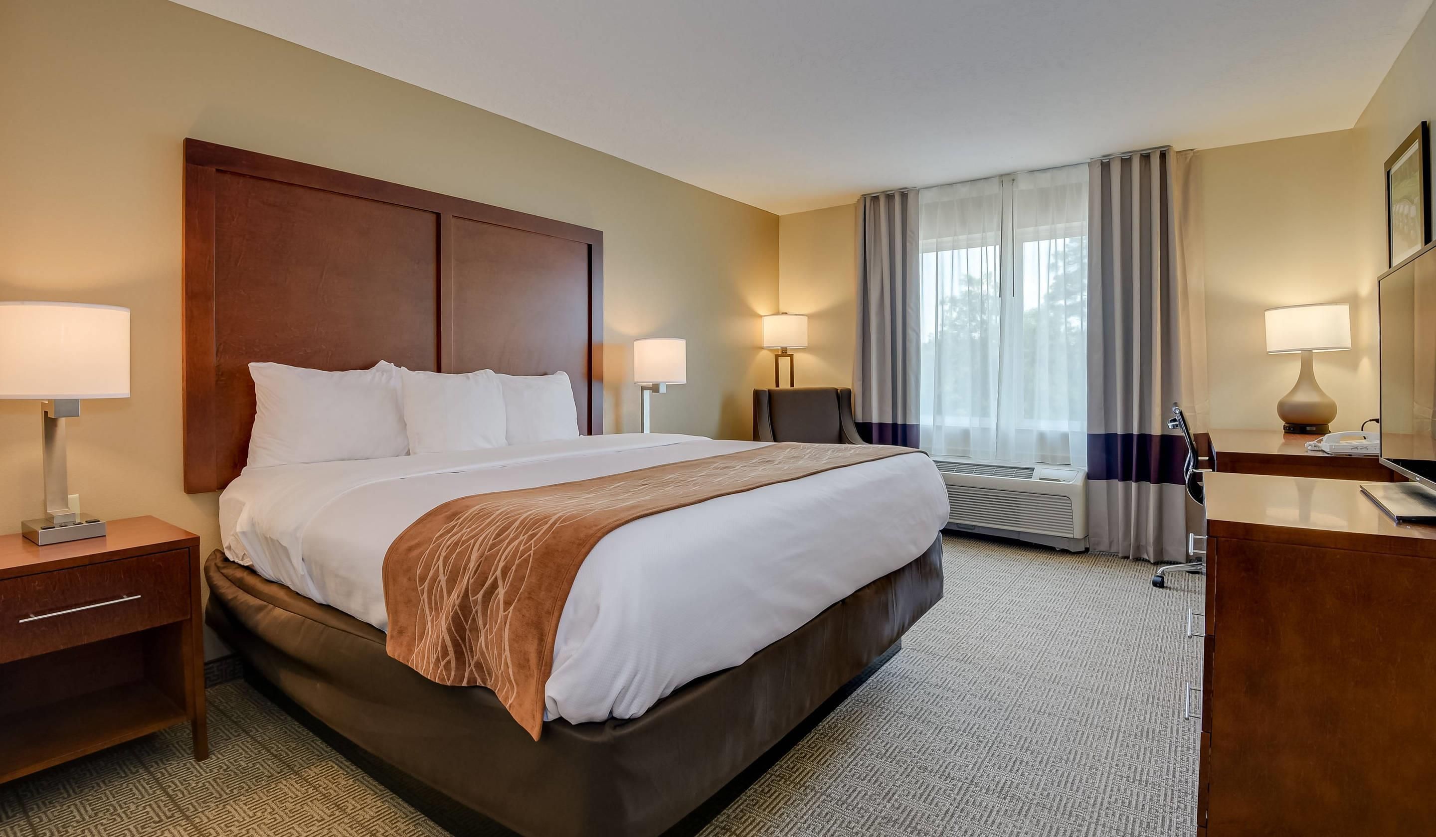 Comfort Inn & Suites Augusta Fort Gordon Area - אוגוסטה - חדר שינה