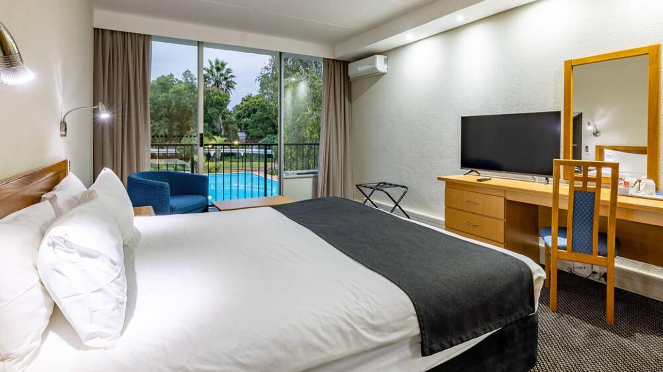 African Sky Newcastle Inn