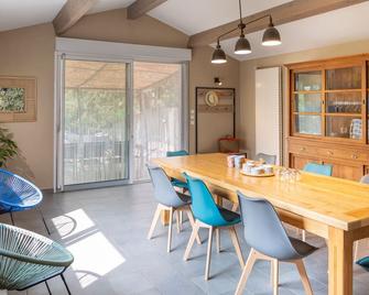 Maison de Campagne Avec Piscine à 2 Minutes de la Dolce Via - Les Ollières-sur-Eyrieux - Comedor