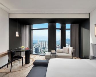 Crowne Plaza Danang City Centre - Đà Nẵng