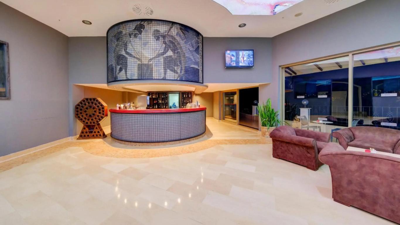 Yasmin Bodrum Resort