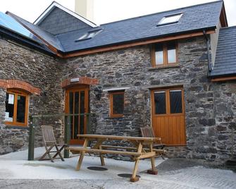 Blindwell Farm - Minehead - Patio