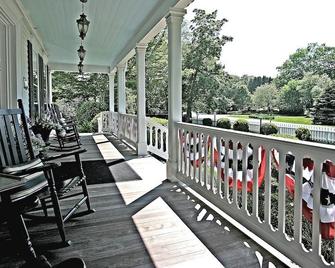 The Hedges Inn - East Hampton