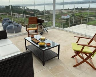 Beautiful House with Stuning view over the lagoon - Foz do Arelho - Balcony