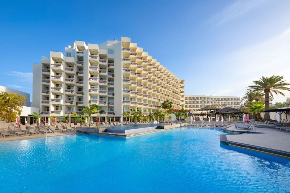 Alexandre Troya - פלאייה דה לאס אמריקאס - בריכה