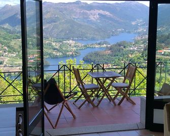 House with private pool and fantastic views of Gerês - Caniçada - Balcón