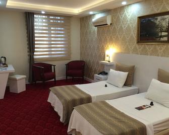 Otel Cavusoglu - Adana - Bedroom
