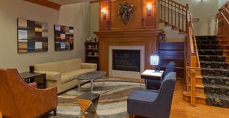 Country Inn & Suites by Radisson, Baltimore Air - Linthicum Heights - Lobby