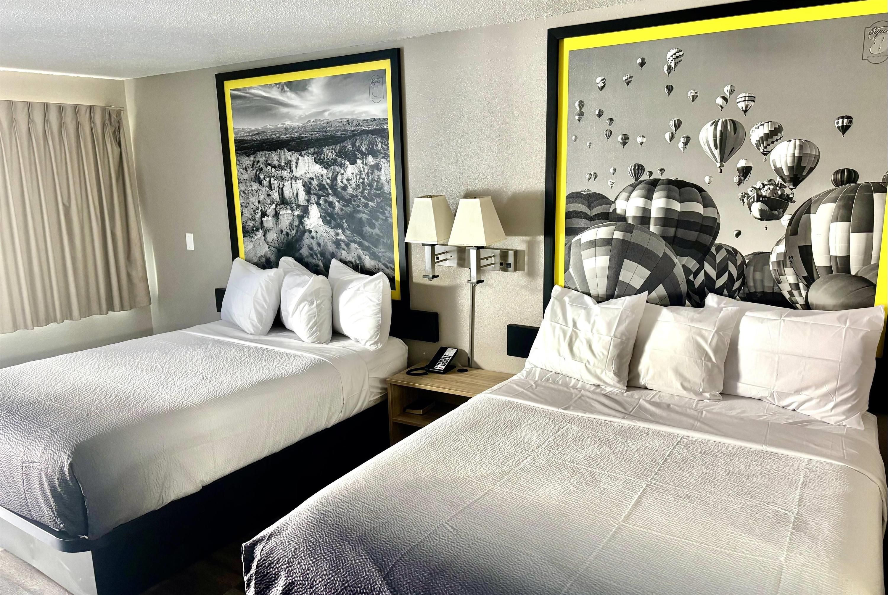 Super 8 by Wyndham Albuquerque Downtown - אלבקורקי - חדר שינה