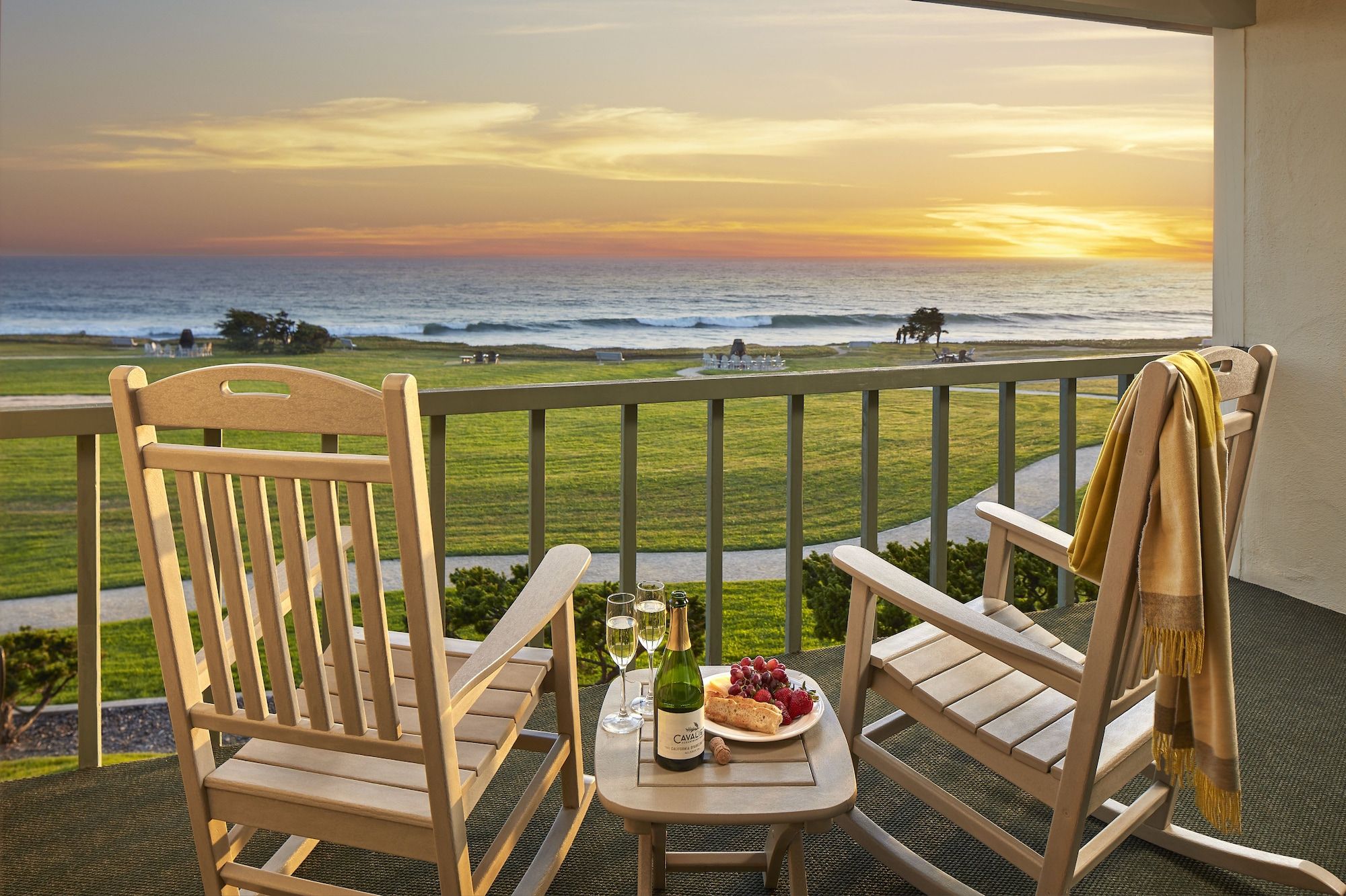 Cavalier Oceanfront Resort - סן סימון - מרפסת