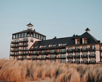 Strandhotel - Cadzand - Bâtiment