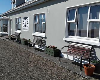 Crag Shore B&B - Lahinch - Patio