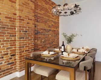 French's Luxury Condo - Steps from Broadway - Nashville - Salle à manger