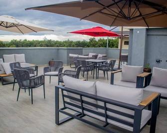 Kolel Hotel and Suites - Eldoret - Patio