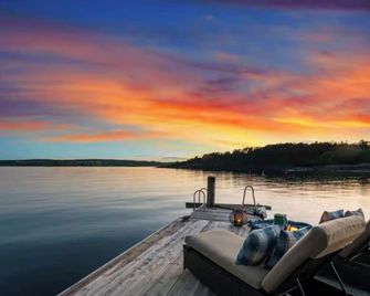 Waterfront Cabin - 15 Minutes from Downtown Oslo - Oslo