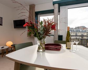 Le Fort Rouge, centre ville, quartier historique - Tournai - Dining room