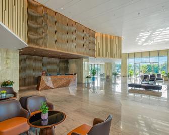 Awaken Danang Hotel - Da Nang - Lobby