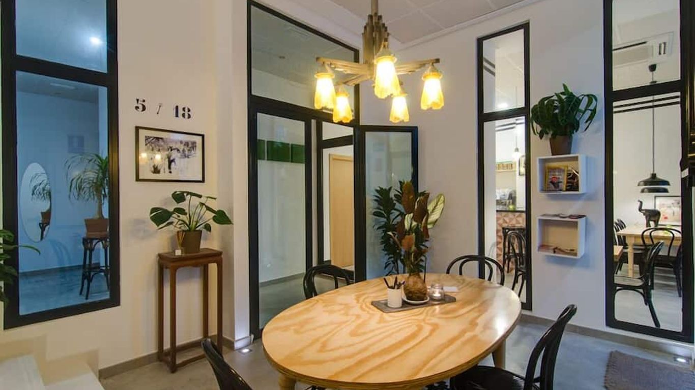 ثالاميرا بيد آند بريكفاست