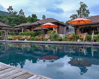Cascade Tara - Ko Samui - Basen