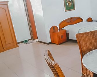 Hotel Vankana Syariah Kuningan Redpartner - Kuningan - Habitación