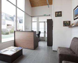 Vvf Résidence Golfe Du Morbihan - Larmor-Baden - Front desk