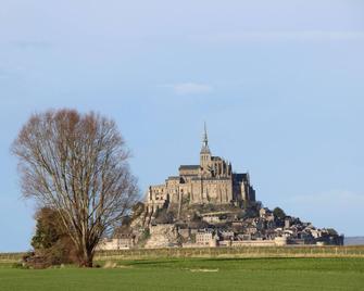 nearby holiday cottage in Mont St Michel - Roz-sur-Couesnon - Bâtiment
