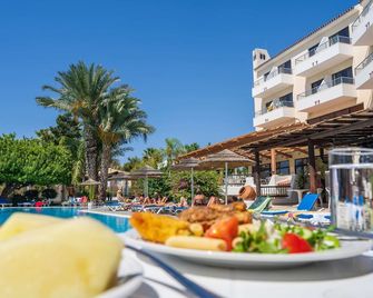 Paphos Gardens Holiday Resort - Pafos