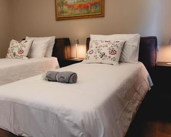 Ayma B&B - Mirabella Eclano - Habitación