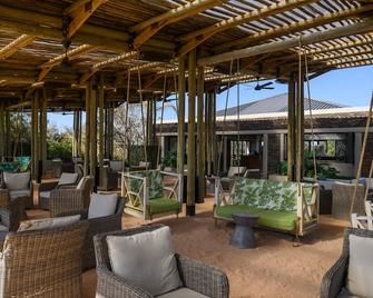 The Kingdom Resort - Rustenburg - Patio