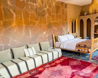 Ouberge 'loassis house - Amegdoul