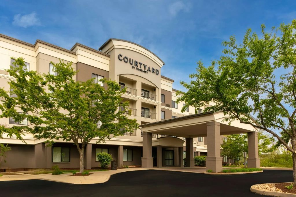 Courtyard by Marriott Pittsburgh Greensburg - Greensburg - Building
