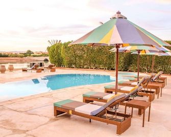 El Gouna - Oasis Palms - Modern Luxury Villa with Heated Private Pool - El Gouna - Zwembad