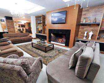 سكاي فيلي جرامادو هوتل - غرامادو - غرفة معيشة