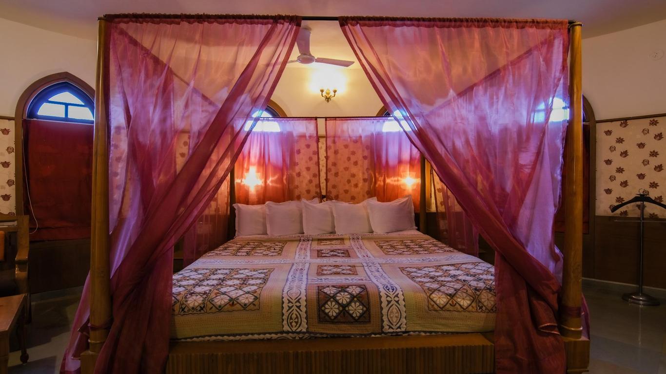 Heritage Khirasara Palace