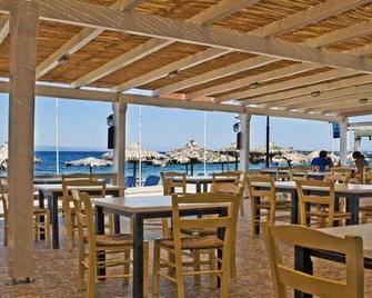 Laza Beach - Skala - Restaurant