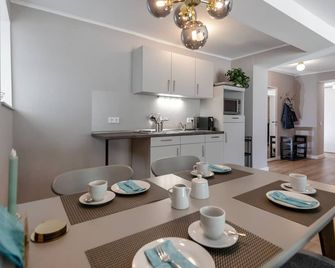 Stilvolles Garten-Appartment im Kurgebiet - Bad Kreuznach - Phòng ăn