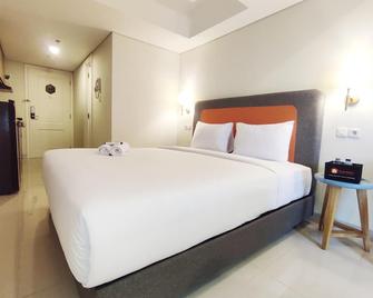 Elegant and Homey Studio at Marquis de Lafayette Apartment - Semarang - Habitación